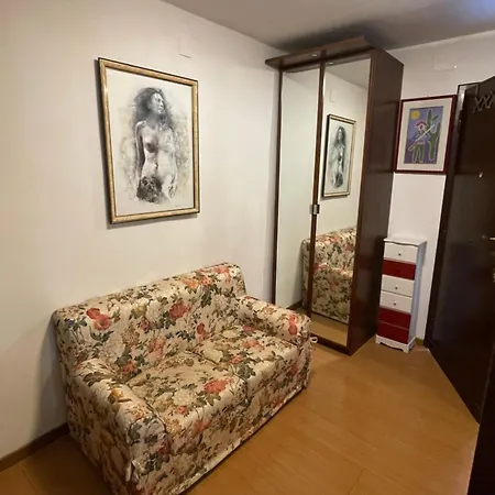 Apartment House With Private Garden *