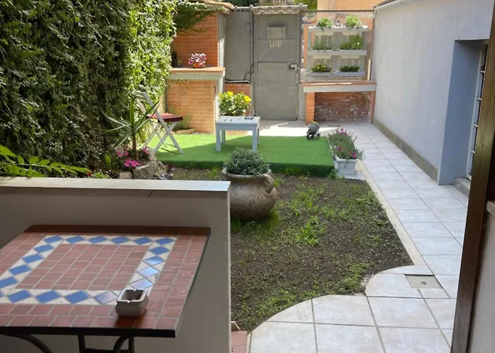 House With Private Garden * Rome